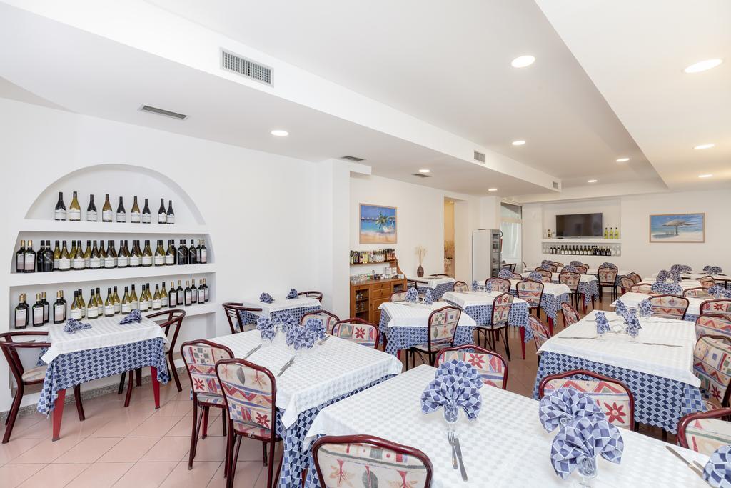 Hotel Chiar Di Luna Senigallia Eksteriør bilde